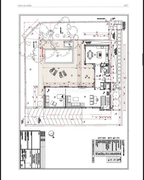 Foto f4daeec5-4443-415f-ae88-0292fb674345. Maison avec cheminée chauffage parking piscine dans Castelldefels