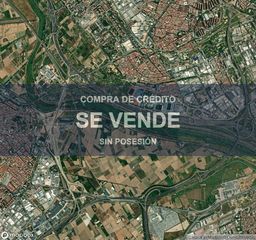Terreny residencial a La Gavarra. Compra de crédito  terreno en cornellà de llobregat