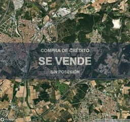 Terrain résidentiel à Centre. Compra de crédito  terreno en el vendrell