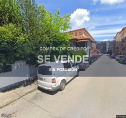 Terreno residencial en Olot. Compra de crédito  terreno en olot