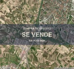 Piso en Reyes. Compra de crédito  inmueble en parla