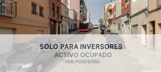 Casa  Carrer de sicília. Oportunidad casa ocupada