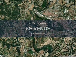 Etagenwohnung in Torelló. Compra directa  inmueble en torelló, barcelona