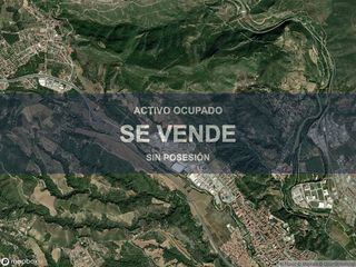 Local commercial à Nucli Urbà. Compra directa  inmueble en esparreguera