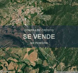 Fabrikhalle in Berga. Compra de crédito  terreno en berga