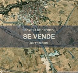 Nave industrial en Entrada-Gasolineras. Compra de crédito  terreno en ocaña