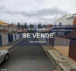 Xalet a Colegio Europa. Compra de crédito  vivienda en espartinas