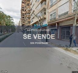 Pis a Mercado