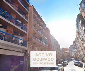 Pis  Carrer de la maladeta. Piso ocupado