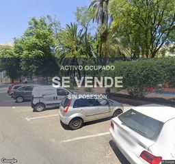 Appartamento in Cruz Roja. Vivienda  99 m en sevilla