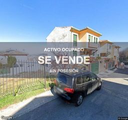 Etagenwohnung in Barrio de la Vega. Vivienda  277 m en monachil