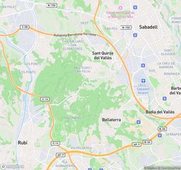 Appartamento in Bellaterra. Vivienda  404 m en cerdanyola del valles