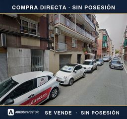 Pis a Llatí. Vivienda  95 m  3 hab. en santa coloma de gramenet