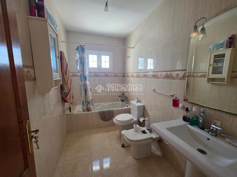 Foto d0cc971a-a639-492a-9c3e-01ec06a6af12. Casa aparellada a Tahiche Teguise