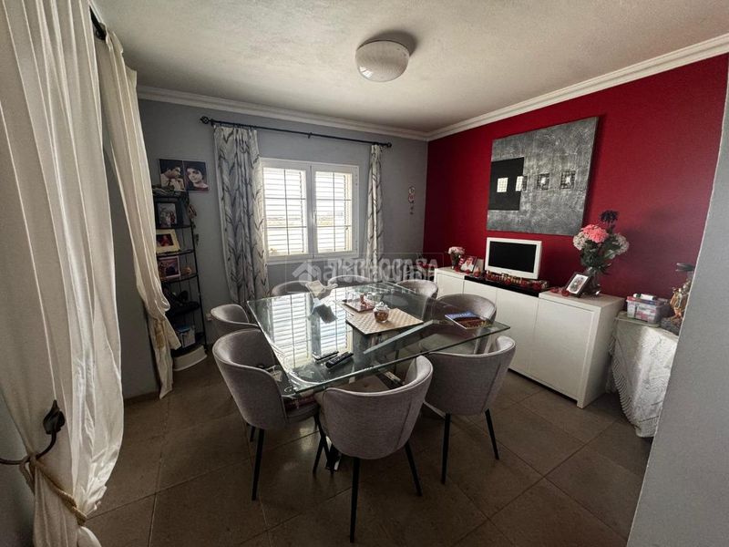 Foto 0c960847-c5f0-4c1d-a772-36d3131e24c3. Casa aparellada a Tahiche Teguise