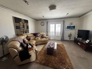 Towny house in Tahiche. Casa en venta en teguise