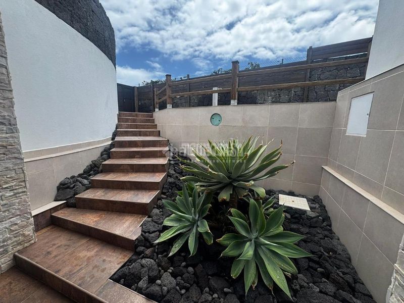 Foto 5b1cfd3c-9e63-420d-af3d-56e1bb3b01bf. Casa a Playa Blanca Yaiza