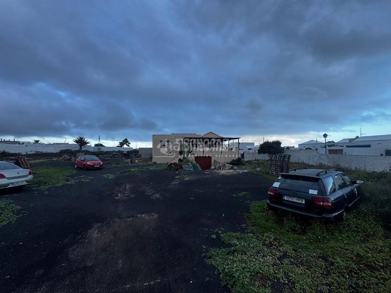 Foto 66e88adb-b83c-493e-8348-a2704b35589a. Casa aparellada a Tahiche Teguise