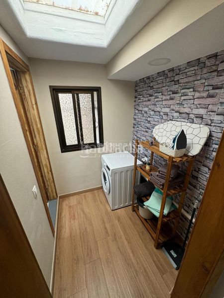 Foto bd22b95f-66c5-485b-9a19-a8fa2ba06955. Casa amb piscina a costa Teguise Teguise