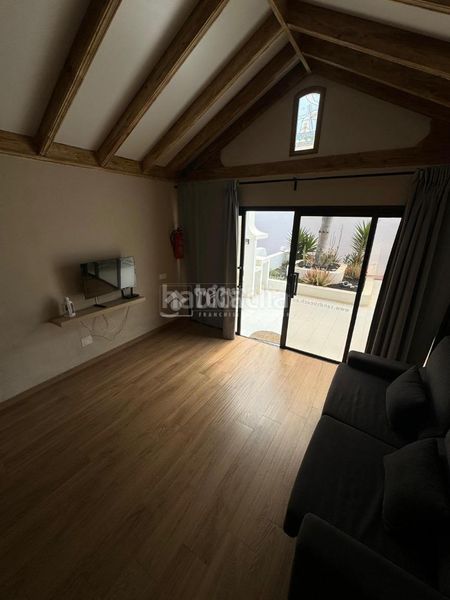 Foto cf2eec4a-51f9-4922-bb9d-5c6de1138638. Casa amb piscina a costa Teguise Teguise