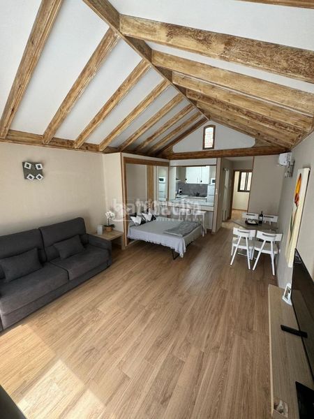 Foto f1c87d69-d04b-41e4-99f6-5aa8796026bb. Casa amb piscina a costa Teguise Teguise