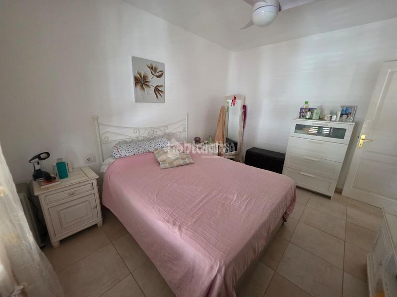 Foto 8c23e300-27e8-4ba3-bfb7-e862871b90e4. Casa aparellada a Playa Honda San Bartolomé