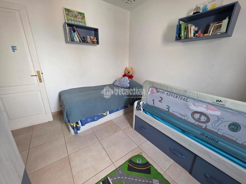 Foto cd77ef25-b65f-4af9-9d9b-ffe36cd72f93. Casa aparellada a Playa Honda San Bartolomé