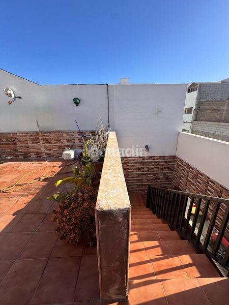 Foto bdd08042-3512-4e49-9a7a-a3ee87d882d8. Casa aparellada a Centro - La Vega Alta Arrecife