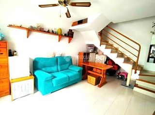Casa pareada en Argana Alta - Maneje. Casa en venta en arrecife