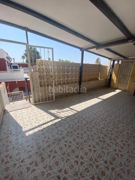 Foto f32d356a-9098-44a5-81ba-d300a8c81165. Casa a Zona Carrefour - Urbanizaciones Torrevieja