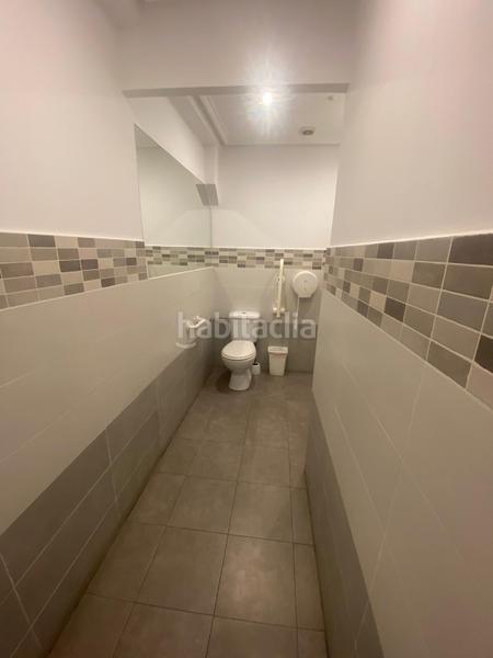 Foto a6aa0858-2d74-44c0-b1f0-6780683288e4. Traspaso local comercial traspaso cafetería en funcionamiento oportunidad única en Torrevieja