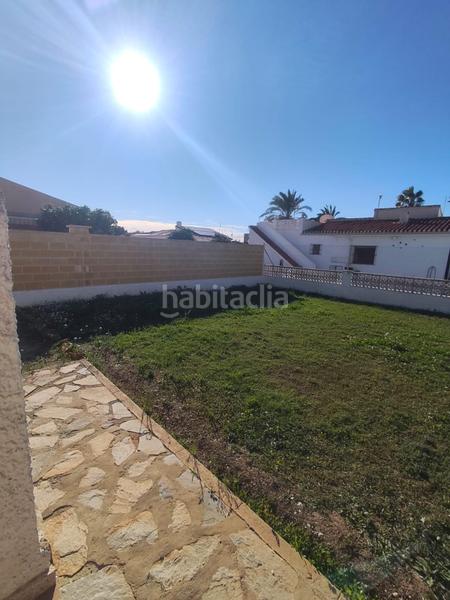 Foto 6eedf928-3aca-43c5-bcdb-e1afffc1a3e9. Chalet  independiente en Zona Carrefour - Urbanizaciones Torrevieja