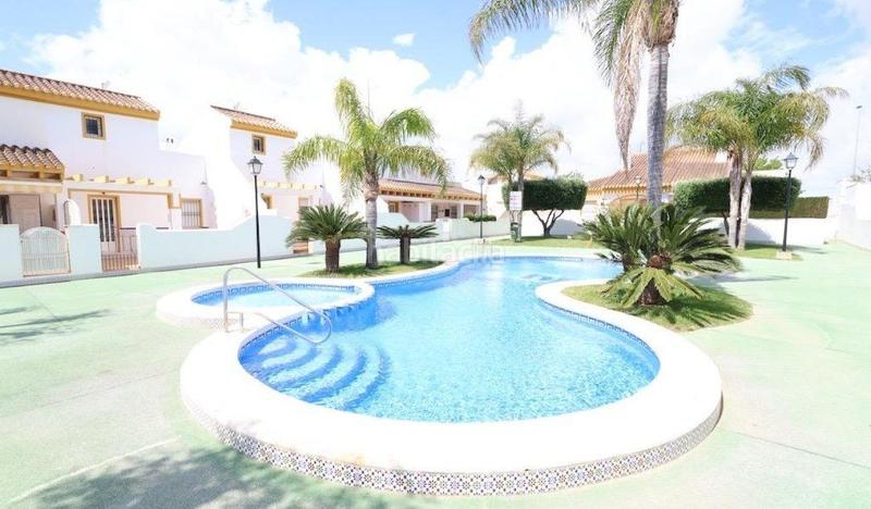 Foto 7b4ae83b-b6b8-4f2b-ad2d-bd89955bba3c. Haus mit pool in Torre de la Horadada Pilar de la Horadada