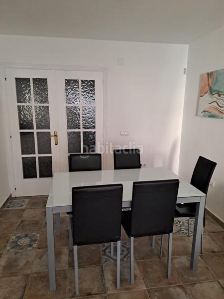 Foto 14546cc3-7abf-446f-b723-a5b400b64850. Alquiler apartamento excepcional apartamento en alquiler a l año. en Torrevieja