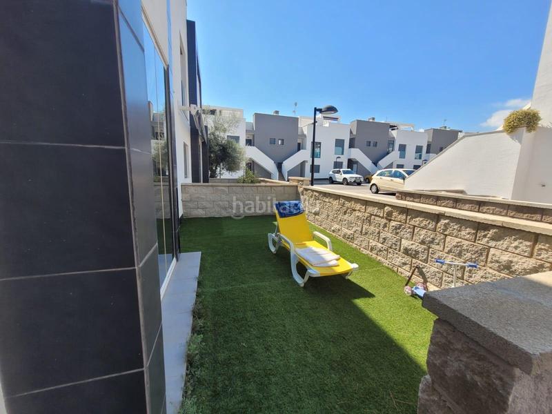 Foto bc6b9b14-4d60-49ac-ab00-8bccd33d3446. Casa con riscaldamento parcheggio piscina in La Zenia Orihuela