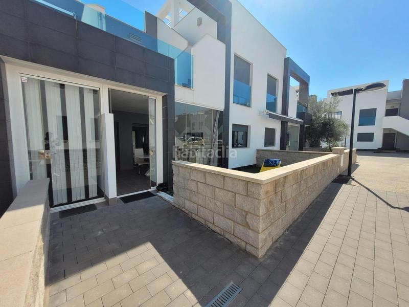 Foto e8ef9292-96cb-46f6-9543-d5e425d89071. Casa con riscaldamento parcheggio piscina in La Zenia Orihuela