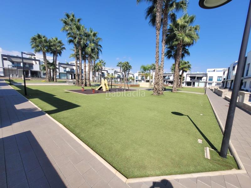 Foto eb53da64-2daa-4108-b6a1-9d90f5b518e5. Casa con riscaldamento parcheggio piscina in La Zenia Orihuela