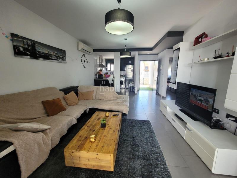 Foto f43a74d3-a732-44d8-a98b-c78614ca94a9. Casa con riscaldamento parcheggio piscina in La Zenia Orihuela