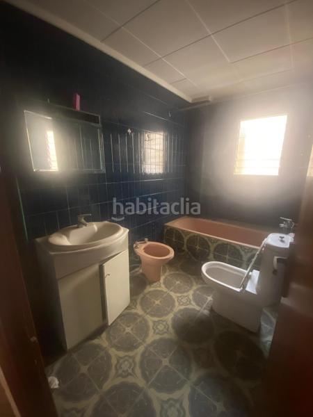 Foto f2241b0d-9053-485e-a595-bd2e011187f2. Edifici a Centro - Muelle Pesquero Torrevieja