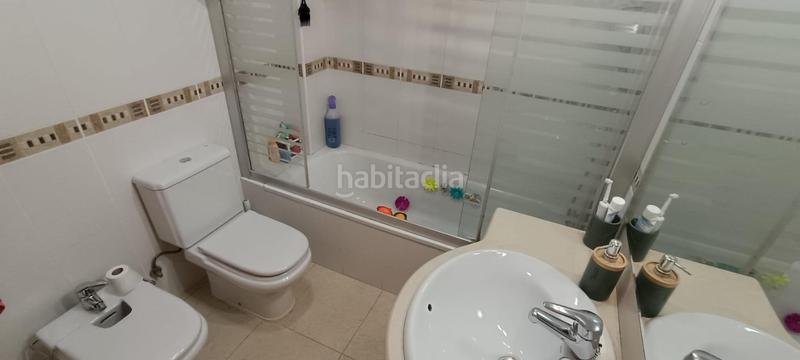 Foto ea8ae666-3fbe-476a-98b9-b8731ac7cab9. Etagenwohnung mit pool in Cunit residencial Cunit