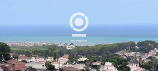 Chalet  Valles. En segur de calafell