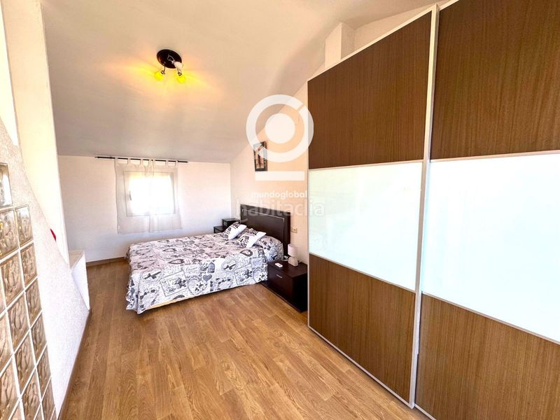 Foto eeecc187-78fd-4f5e-b562-b8329b891887. Casa adosada en Sant Jordi Torredembarra