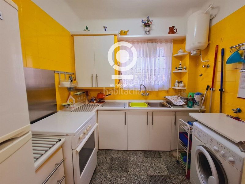 Foto a30e4f1c-d2b8-40b9-9fc4-357c6495a813. Piso completo piso de 2 habitaciones en el centro en Segur de Calafell