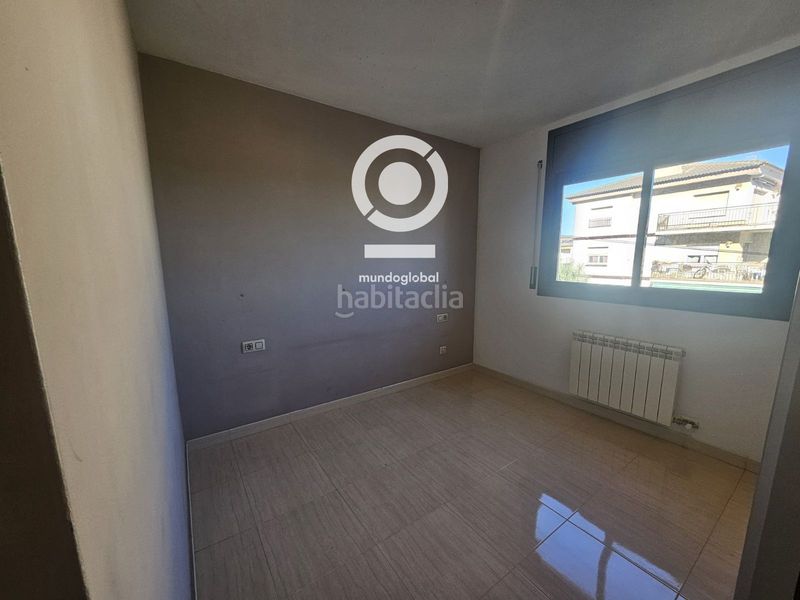 Foto 0322b0a1-77bb-4b22-915b-a2309101c3b8. Pis amb calefacció aparcament piscina a Segur de Calafell nucli urbà Segur de Calafell