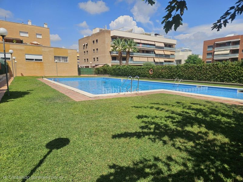 Foto c7d54336-58f9-4ed5-b65f-dfd90f29a990. Appartamento con riscaldamento piscina in prat de Cunit Cunit