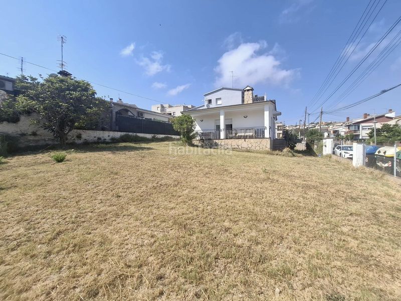 Foto 02e353fe-cd8b-4926-825c-6222d8990196. Casa amb aparcament a Segur de Calafell nucli urbà Segur de Calafell