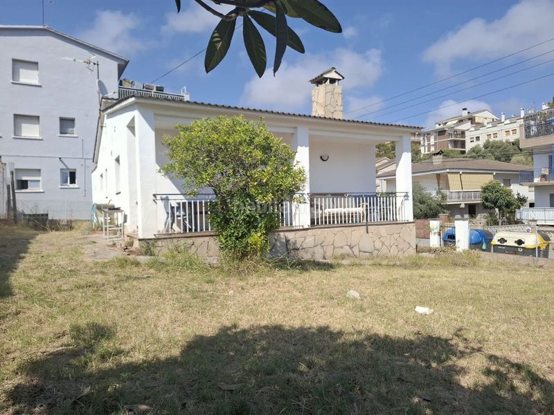 Foto 453df1dc-5389-4a33-b7e3-0615cdbc4cde. Casa amb aparcament a Segur de Calafell nucli urbà Segur de Calafell