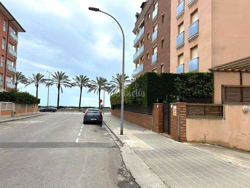 Foto 2399fd47-623e-45fc-b8e3-ffefa17d65e1. Àtic amb calefacció aparcament a L´Estany Calafell