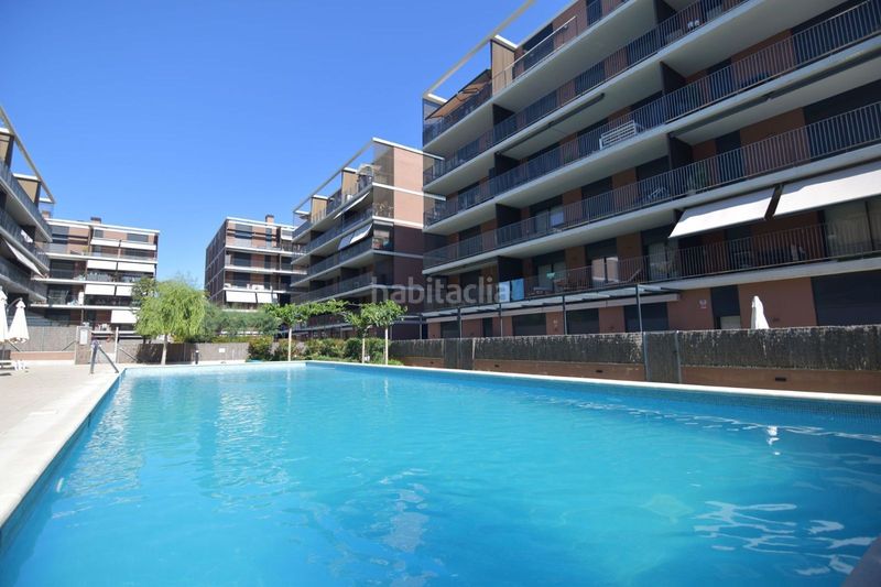 Foto 28c01590-1f16-4a1f-b2b1-44b68a881c9d. Dúplex amb aparcament piscina a L´Estany Calafell