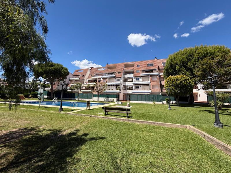Foto 2db99f84-1302-419d-839b-f10af5a97618. Dúplex amb calefacció aparcament piscina a Calafell residencial Calafell